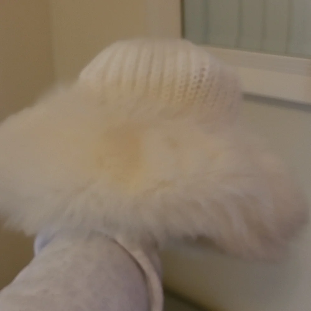 Winter hat - Picture 4 of 4